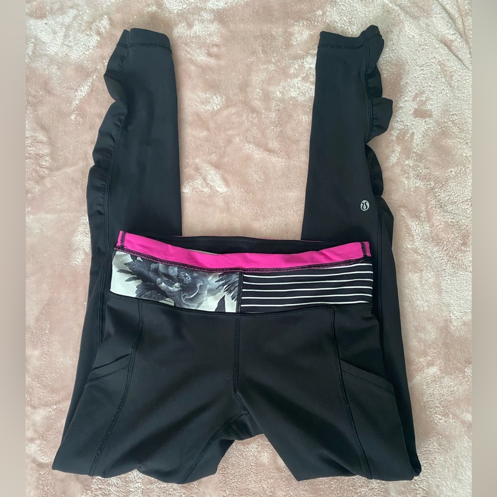 Lululemon leggings with side pockets black 4